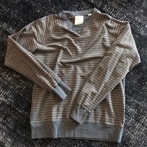 Men’s Billy Reid striped casual sweat shirt.